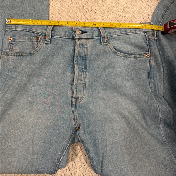 Levi's 501 34/34 Men’s Botton fly Light blue Jeans - Picture 7 of 12